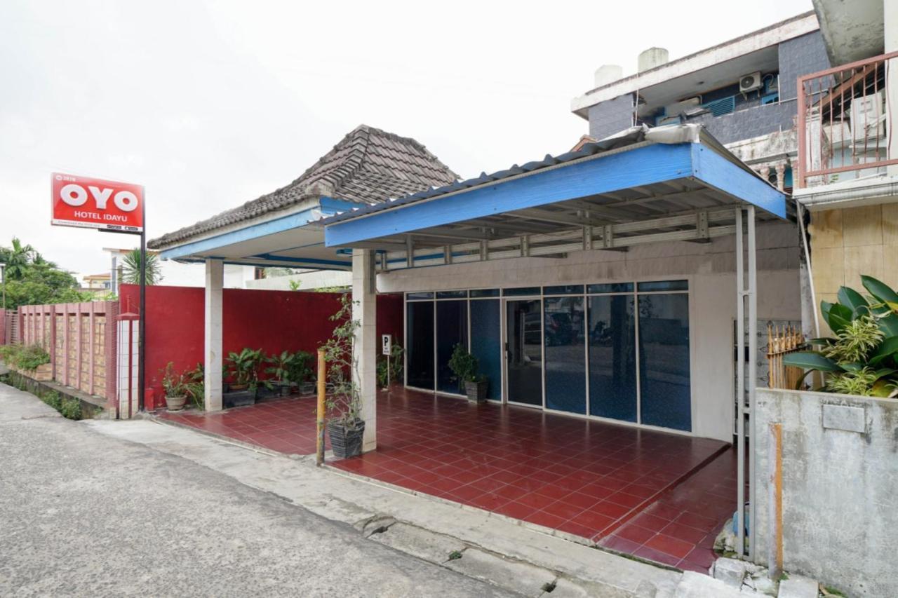 Oyo 2876 Hotel Idayu Palembang Kültér fotó