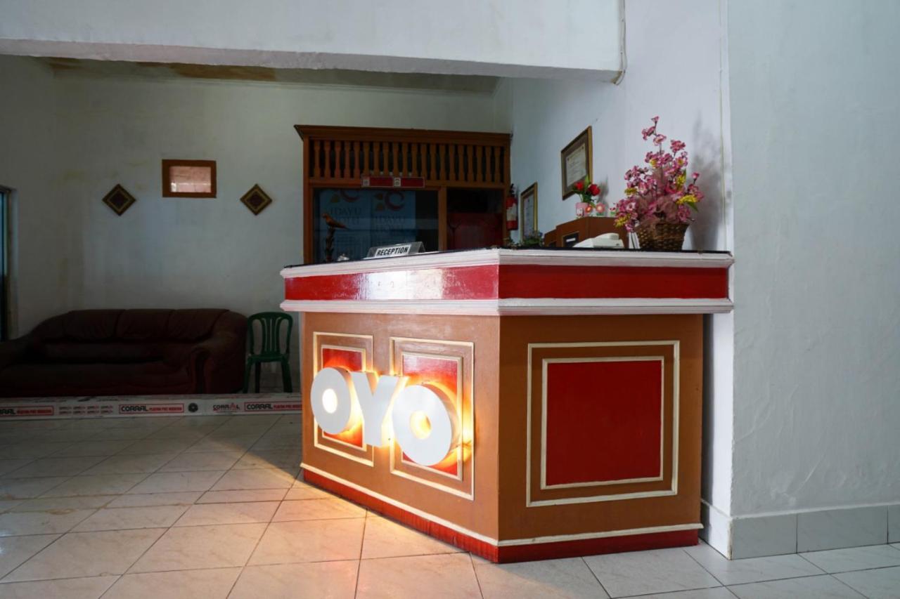 Oyo 2876 Hotel Idayu Palembang Kültér fotó