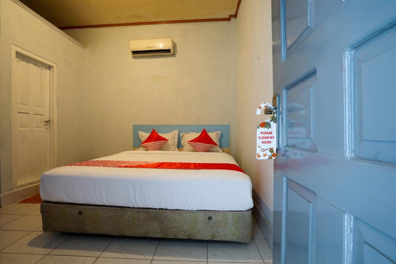Oyo 2876 Hotel Idayu Palembang Kültér fotó