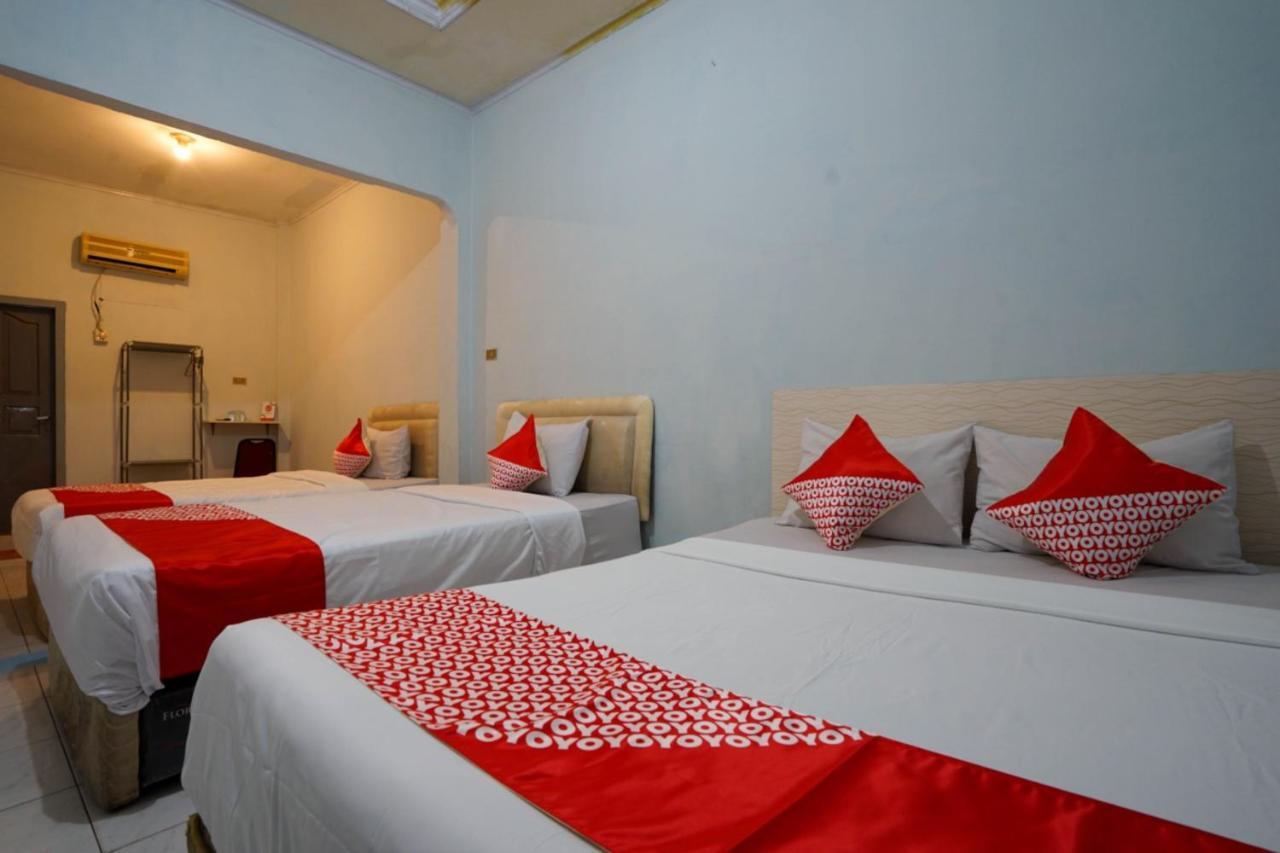 Oyo 2876 Hotel Idayu Palembang Kültér fotó